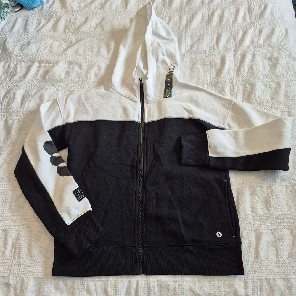 Xersion girls size 16 XL Reg black & white hoodie pockets, thumb holes NWT